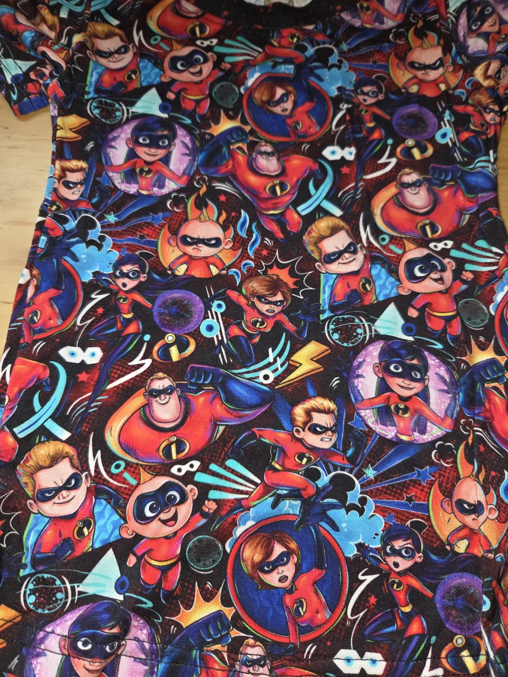 12/18 Bamboo The Incredibles Short-sleeve & Pants Set